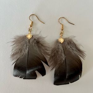 Boho feather earrings - turkey feathers - gold plated brass - handcrafted